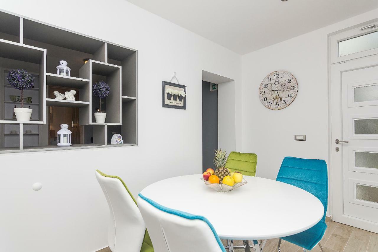 Zina Apartman Brela