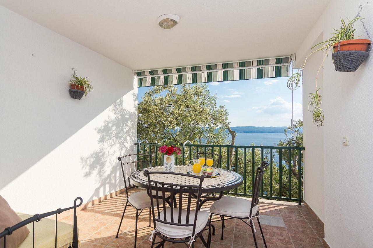 Zina Apartman *