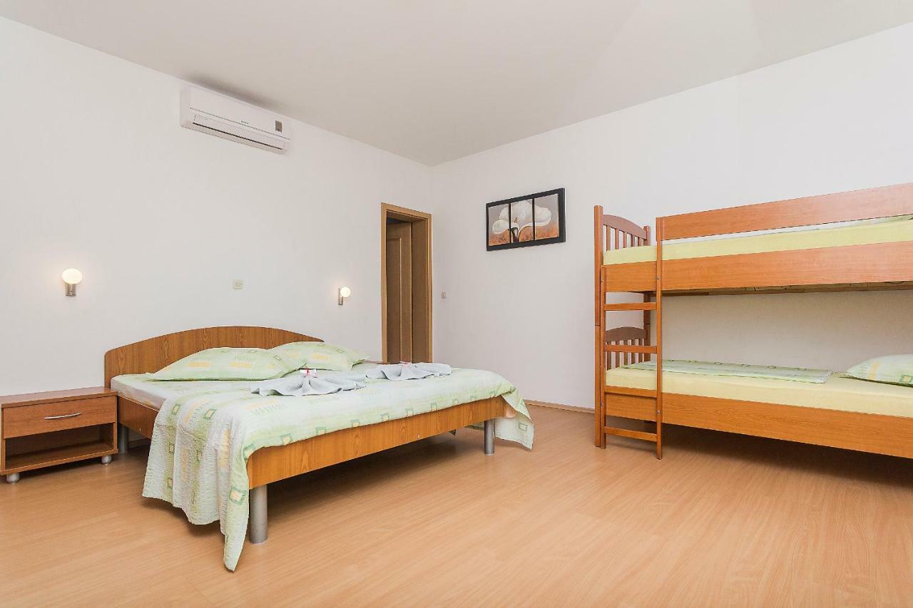 Zina Apartment *